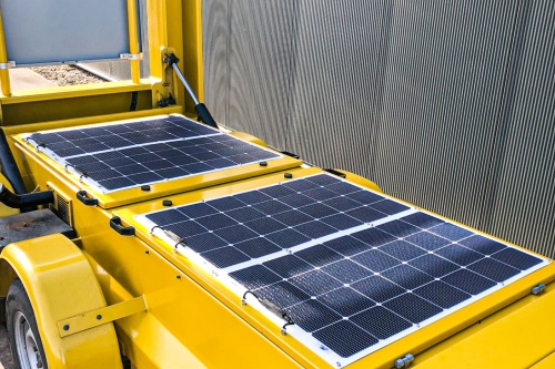 Energieneutrale tekstkarren met zonnepanelen
